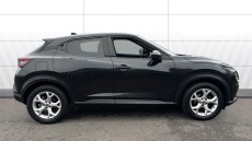 Nissan Juke 1.0 DiG-T N-Connecta 5dr Petrol Hatchback